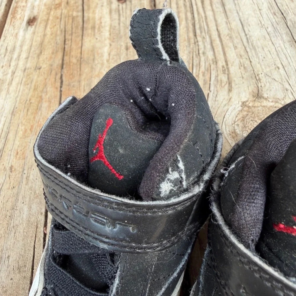 VTG 09 Nike Air Jordan Toddler Shoes 3C Black Red White Retro Mid Top 364759-065